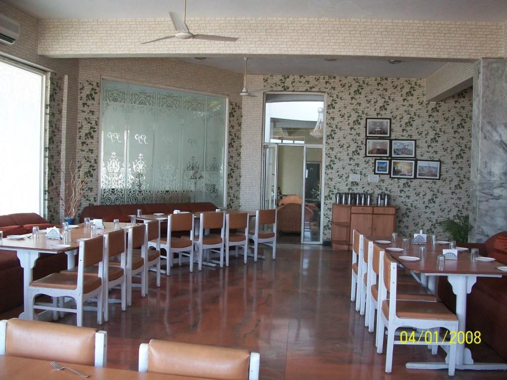Hotel Palace Plaza Mysore Exterior photo